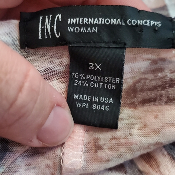 🌟 3 for $15 Deal! 🌟INC pink white rhinestones batwings top 3X - Picture 6 of 6